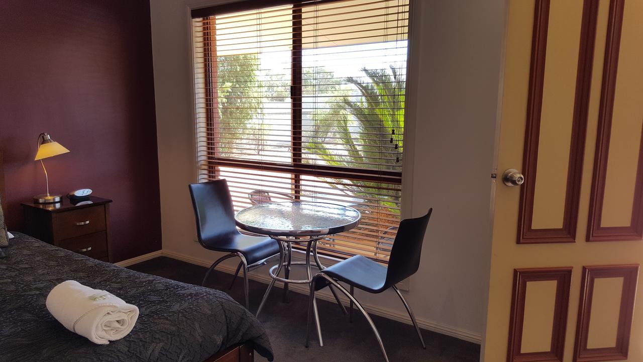 Gateway Motor Inn - Self Check-In Broken Hill Εξωτερικό φωτογραφία
